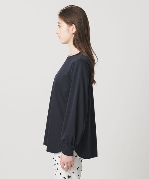 UNITED ARROWS(ユナイテッドアローズ)の「ポンチ ロングスリーブ カットソー(Tシャツ/カットソー・レディース・ネイビー/ホワイト/ブラック・FREE)」の16枚目の写真