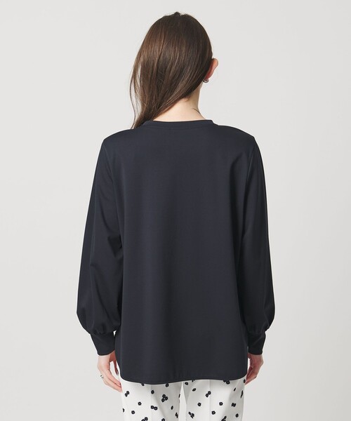 UNITED ARROWS(ユナイテッドアローズ)の「ポンチ ロングスリーブ カットソー(Tシャツ/カットソー・レディース・ネイビー/ホワイト/ブラック・FREE)」の17枚目の写真