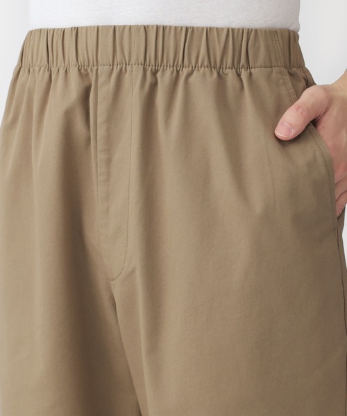 無印良品（ムジルシリョウヒン）の「紳士　洗いざらしコットンイージーパンツ（その他パンツ・メンズ・スモーキーグリーン系/ブラック/グレー/アイボリー・S/M/L/XL）」の17枚目の写真