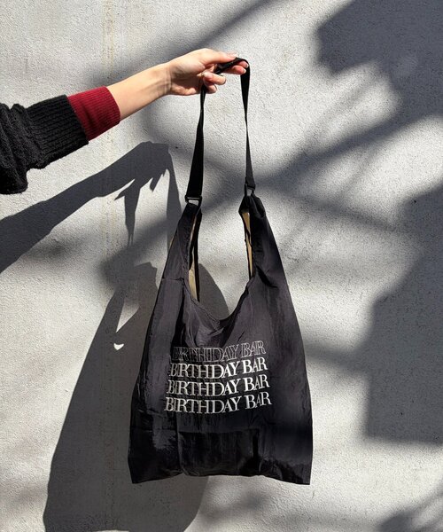 BIRTHDAY BAR（バースデイバー）の「BBロゴ刺繍エコバッグショルダー付き（エコバッグ/サブバッグ・レディース・バイオレット/サックスブルー/ブラック/ネイビー・0）」の7枚目の写真