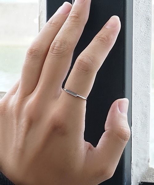 MinoriTY(マイノリティ)の「【MinoriTY select】ステップノットリング 指輪 メンズ ウィメンズ ユニセックス(リング・メンズ・シルバー・L/M/S/XS)」の1枚目の写真