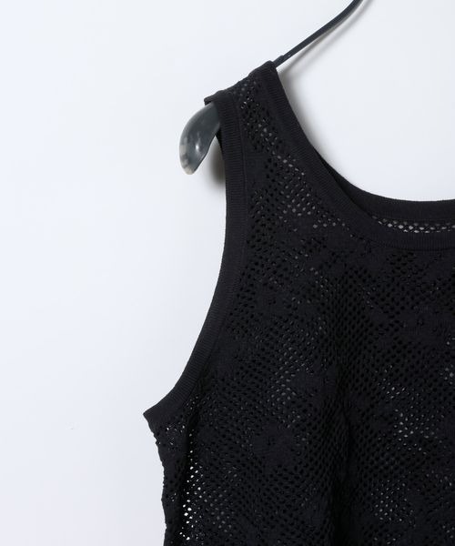 JEANASIS（ジーナシス）の「フラワーパターンニットタンク/663964（ベスト・レディース・ブラック/ホワイト・FREE）」の11枚目の写真