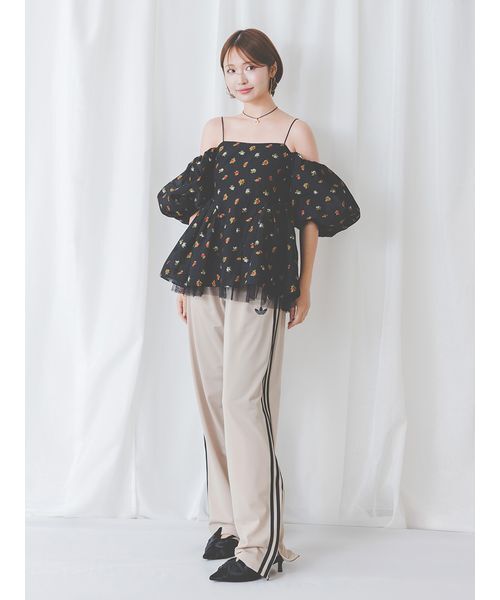 adidas Originals(アディダスオリジナルス)の「【adidas Originals for LITTLE UNION TOKYO】KE6679 FIREBIRD TRACK PANTS ファイヤーバード トラックパンツ(その他パンツ・レディース・ベージュ・XS/S/M/L/XL/XXL)」の1枚目の写真