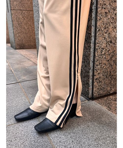 adidas Originals(アディダスオリジナルス)の「【adidas Originals for LITTLE UNION TOKYO】KE6679 FIREBIRD TRACK PANTS ファイヤーバード トラックパンツ(その他パンツ・レディース・ベージュ・XS/S/M/L/XL/XXL)」の12枚目の写真