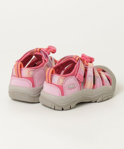 KEEN（キーン）の「NEWPORT H2（サンダル・メンズ・ピンク・15 /17/16）」の2枚目の写真