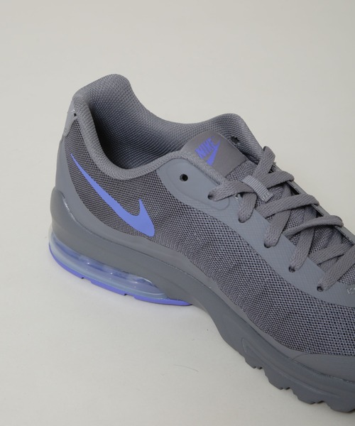 NIKE(ナイキ)の「NIKE/ナイキ エア マックス インビガー(スニーカー・メンズ・グレー・26/27/28)」の4枚目の写真