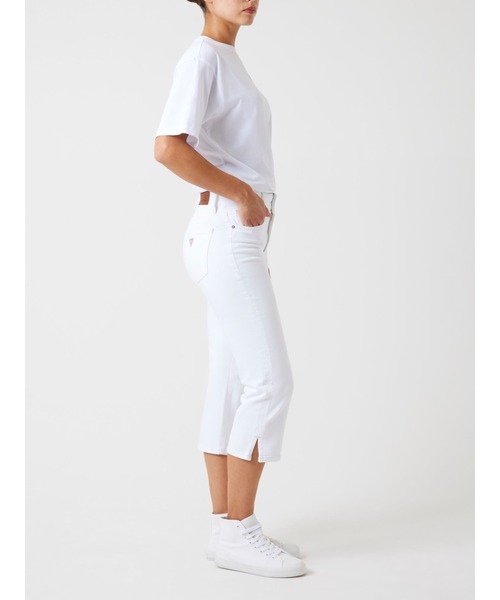 GUESS JEANS（ゲスジーンズ）の「GUESS JEANS High Rise Capri（デニムパンツ・レディース・ホワイト・24inch/25inch/26inch/27inch/28inch）」の4枚目の写真