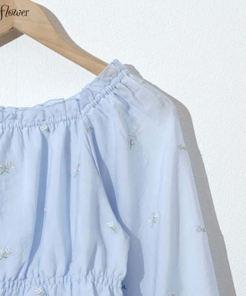 flower（フラワー）の「シャイニーフラワーブラウス（シャツ/ブラウス・レディース・ブルー/ホワイト・FREE）」の21枚目の写真