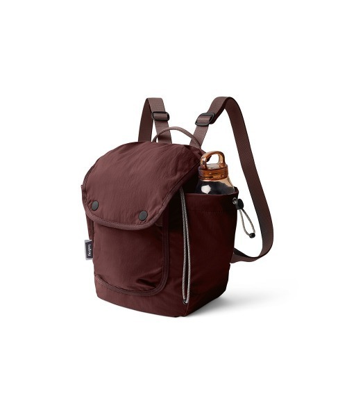 Bellroy(ベルロイ)の「Bellroy-バックパック/ミニバッグ Cinch Minipack(バックパック/リュック・メンズ・ブラック・ONE SIZE)」の16枚目の写真