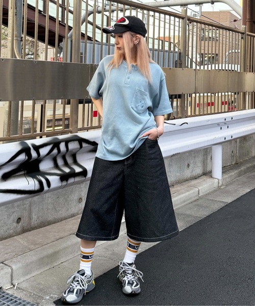 sedacle(セダクル)の「加工針抜きヘンリートップス(Tシャツ/カットソー・メンズ・チャコールグレー/ライトブルー・SMALL/LARGE/MEDIUM)」の22枚目の写真
