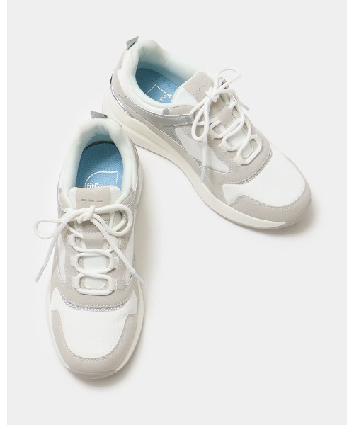 fitfit(フィットフィット)の「スタイルアップグリッタースニーカー(スニーカー・レディース・ゴールド/シルバー・25.0cm/24.5cm/24cm/23.5cm/23cm/22.5cm/22cm)」の4枚目の写真