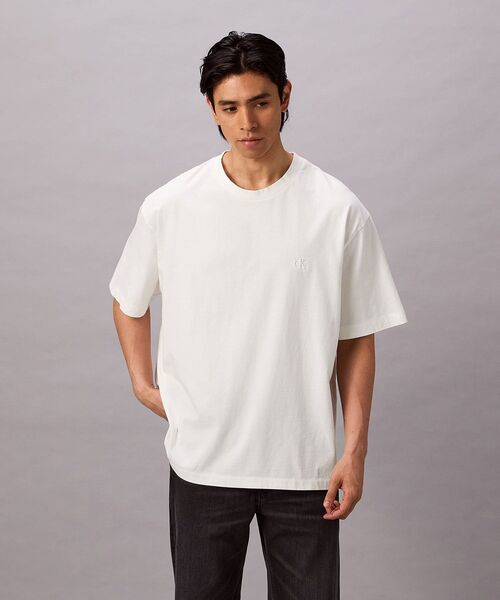 Calvin Klein(カルバン・クライン)の「リラックスピグメントダイTシャツ(Tシャツ/カットソー・メンズ・ダークブルー/オフホワイト/ブラック・S/M/L/XL)」の16枚目の写真