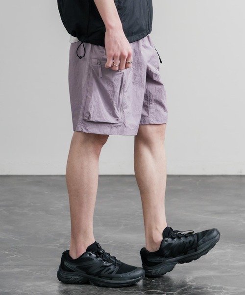 THE NORTH FACE（ザノースフェイス）の「THE NORTH FACE WORKWAY SHORTS 接触冷感ロゴ刺繍ショートワイドパンツ（その他パンツ・メンズ・ブラック/カーキ/ライラック・XL/L/M/XXL）」の12枚目の写真