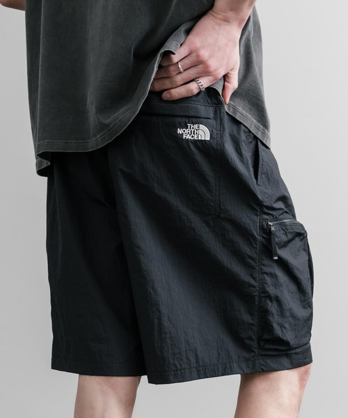THE NORTH FACE（ザノースフェイス）の「THE NORTH FACE WORKWAY SHORTS 接触冷感ロゴ刺繍ショートワイドパンツ（その他パンツ・メンズ・ブラック/カーキ/ライラック・XL/L/M/XXL）」の5枚目の写真