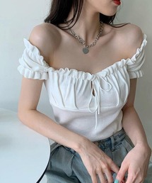 【2WAYで楽しめる】デコルテフリルシャーリングトップス
