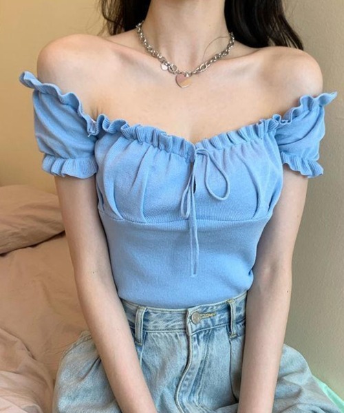 SallyLunn(サリーラン)の「【2WAYで楽しめる】デコルテフリルシャーリングトップス(Tシャツ/カットソー・レディース・ホワイト/ブラック/ピンク/ブルー・FREE)」の11枚目の写真