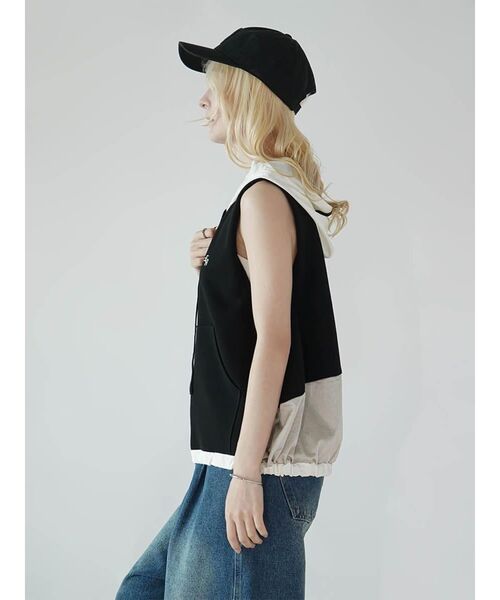 :ETHROF（イーサオブ）の「SLEEVELESS ZIP-UP HOODIE（ベスト・レディース・ブラック/ライトグレー・MEDIUM）」の10枚目の写真