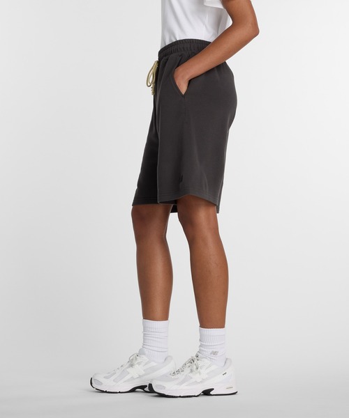 NEW BALANCE(ニューバランス)の「コースタルフリースバミューダショーツ(スウェットパンツ・レディース・オフホワイト/スミクロ・SMALL/MEDIUM/LARGE/X-LARGE)」の8枚目の写真