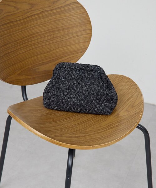 GALLARDAGALANTE（ガリャルダガランテ）の「【Caterina Bertini×2.718】チェーンバッグ（ショルダーバッグ・レディース・ブラック/ベージュ・FREE）」の3枚目の写真