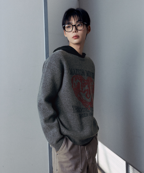 MAISON MINED（メゾンミネド）の「DOODLE HEART KNIT CHARCOAL（ニット/セーター・メンズ・その他・SMALL/MEDIUM/LARGE）」の6枚目の写真