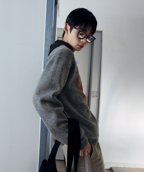 MAISON MINED（メゾンミネド）の「DOODLE HEART KNIT CHARCOAL（ニット/セーター・メンズ・その他・SMALL/MEDIUM/LARGE）」の8枚目の写真