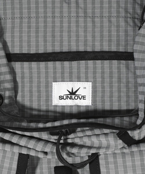 SUNLOVE(サンラブ)の「Explorer Daypack(バックパック/リュック・レディース・ブラウン/ブラック/オリーブ/グレー・FREE)」の14枚目の写真