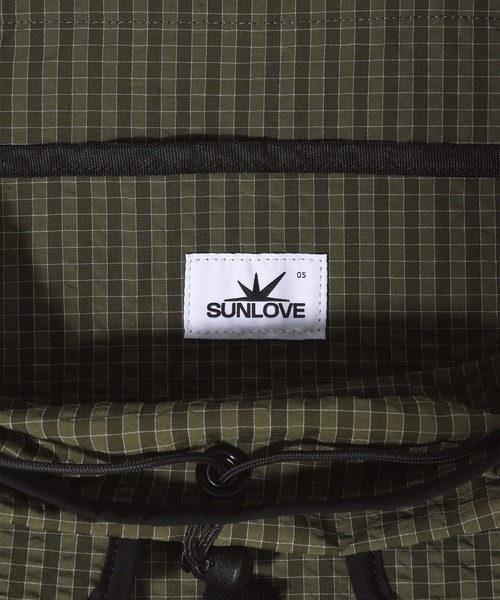 SUNLOVE(サンラブ)の「Explorer Daypack(バックパック/リュック・レディース・ブラウン/ブラック/オリーブ/グレー・FREE)」の20枚目の写真