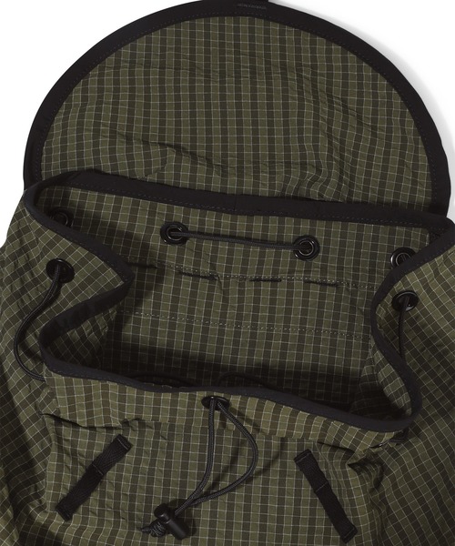 SUNLOVE(サンラブ)の「Explorer Daypack(バックパック/リュック・レディース・ブラウン/ブラック/オリーブ/グレー・FREE)」の19枚目の写真