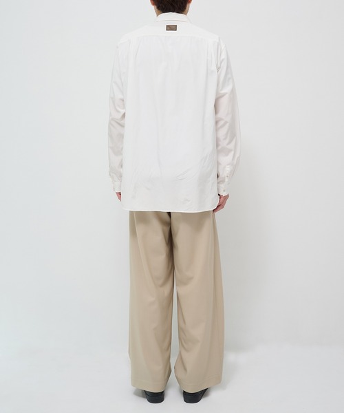 markaware(マーカウェア)の「【MARKAWARE/マーカウェア】TRIPLE PLEATED EASY TROUSERS/【軽涼ウール】/60/2オーガニック強燃ボイル3/2ツイル / トリプルプリーテッドイージートラウザーズ(スラックス・メンズ・ベージュ/ブラック・3/2/1)」の9枚目の写真