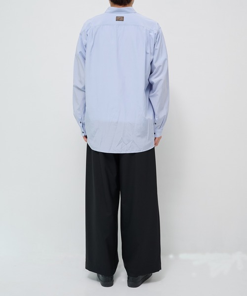 markaware(マーカウェア)の「【MARKAWARE/マーカウェア】TRIPLE PLEATED EASY TROUSERS/【軽涼ウール】/60/2オーガニック強燃ボイル3/2ツイル / トリプルプリーテッドイージートラウザーズ(スラックス・メンズ・ベージュ/ブラック・3/2/1)」の5枚目の写真