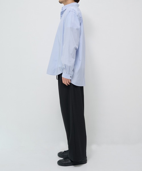 markaware(マーカウェア)の「【MARKAWARE/マーカウェア】TRIPLE PLEATED EASY TROUSERS/【軽涼ウール】/60/2オーガニック強燃ボイル3/2ツイル / トリプルプリーテッドイージートラウザーズ(スラックス・メンズ・ベージュ/ブラック・3/2/1)」の4枚目の写真