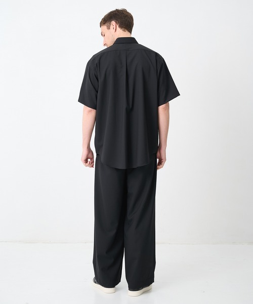 markaware(マーカウェア)の「【MARKAWARE/マーカウェア】TRIPLE PLEATED EASY TROUSERS/【軽涼ウール】/60/2オーガニック強燃ボイル3/2ツイル / トリプルプリーテッドイージートラウザーズ(スラックス・メンズ・ベージュ/ブラック・3/2/1)」の13枚目の写真