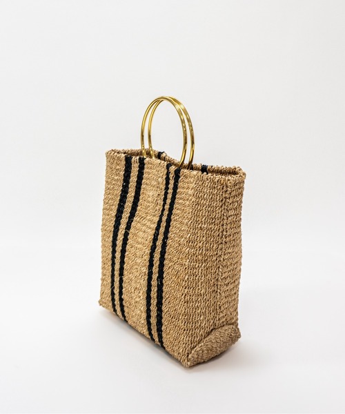 The Bagmati(ザバグマティ)の「【The Bagmati/ザバグマティ】マニラ麻かごバッグ メタルリング ストライプ柄(かごバッグ・レディース・ブラウン/ナチュラル・FREE)」の4枚目の写真