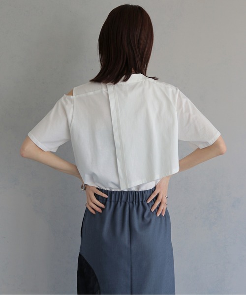 &g'aime(アンジェム)の「【&g'aime 】ケープレイヤードトップス Cape Layered Top(Tシャツ/カットソー・レディース・ブラック/オフホワイト・FREE)」の3枚目の写真