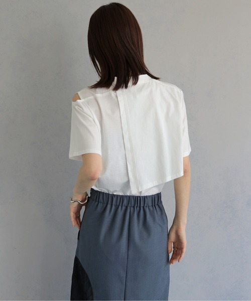 &g'aime(アンジェム)の「【&g'aime 】ケープレイヤードトップス Cape Layered Top(Tシャツ/カットソー・レディース・ブラック/オフホワイト・FREE)」の4枚目の写真