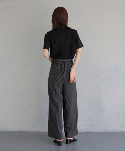 &g'aime(アンジェム)の「【&g'aime 】ケープレイヤードトップス Cape Layered Top(Tシャツ/カットソー・レディース・ブラック/オフホワイト・FREE)」の18枚目の写真
