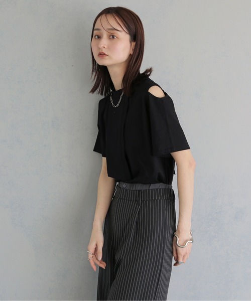 &g'aime(アンジェム)の「【&g'aime 】ケープレイヤードトップス Cape Layered Top(Tシャツ/カットソー・レディース・ブラック/オフホワイト・FREE)」の12枚目の写真