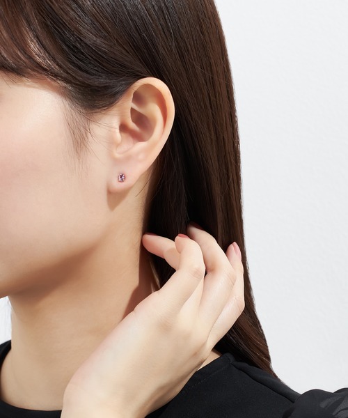 festaria bijou SOPHIA(フェスタリアビジュソフィア)の「K10YG アメシスト ピアス(ピアス(両耳用)・レディース・イエローゴールド・ONE SIZE)」の3枚目の写真