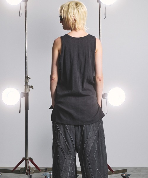 MAISON SPECIAL（メゾンスペシャル）の「《UNISEX》Fraise Layered Square Tank Top/フライスレイヤードスクエアタンクトップ【MAISON SPECIAL/メゾンスペシャル】（タンクトップ・メンズ・ホワイト/ブラック/チャコールグレー/グレー・0/2/1）」の17枚目の写真