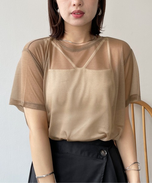 Meli rich(メリーリッチ)の「サイドスリットシアーTシャツ(Tシャツ/カットソー・レディース・オフホワイト/ブラック/ベージュ・FREE)」の12枚目の写真