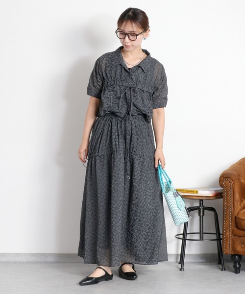 cepo(セポ)の「〈セットアップ対応〉エンボスフラワー刺繍ドロストスカート(スカート・レディース・ブルー系/ブラック系・M)」の17枚目の写真