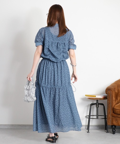 cepo(セポ)の「〈セットアップ対応〉エンボスフラワー刺繍ドロストスカート(スカート・レディース・ブルー系/ブラック系・M)」の5枚目の写真