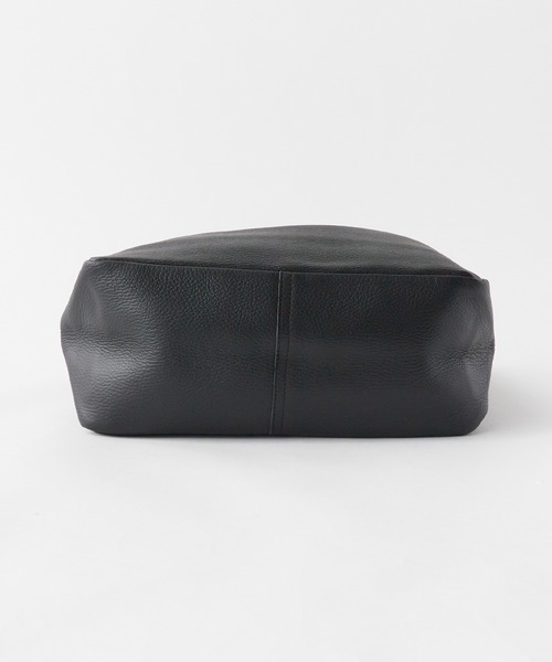 YOUNG&OLSEN The DRYGOODS STORE(ヤングアンドオルセン)の「YOUNG & OLSEN/ヤングアンドオルセン EMBOSSED LEATHER D TOTE M シボレザー トートバッグ 2WAYハンドバッグ(トートバッグ・レディース・ブラウン/ベージュ/ブラック・FREE)」の10枚目の写真