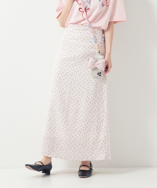 Cath Kidston(キャスキッドソン)の「サテンスカート Rose Miniature(スカート・レディース・ピンク・M/S)」の1枚目の写真