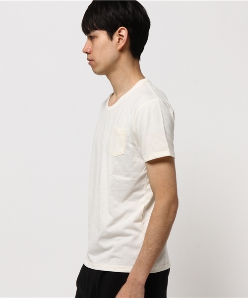 koe（コエ）の「UネックポケットTシャツ（Tシャツ/カットソー・メンズ・マスタード/グリーン/オフホワイト/グレー/ピンク/ネイビー・SMALL/LARGE/LL/MEDIUM）」の7枚目の写真