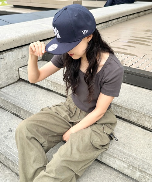EK BY NEW ERA(イーケーバイニューエラ)の「NEW ERA(ニューエラ)/ニューヨークヤンキース 帽子/950AF POLY 24187(キャップ・レディース・ブラック・FREE)」の10枚目の写真