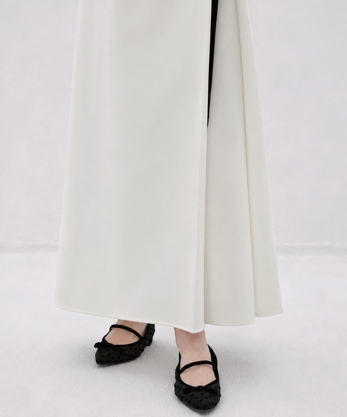 DRESSLAVE(ドレスレイブ)の「one pleats long skirt(ワンタックロングスカート)(スカート・レディース・ネイビー/ホワイト・38/36)」の3枚目の写真