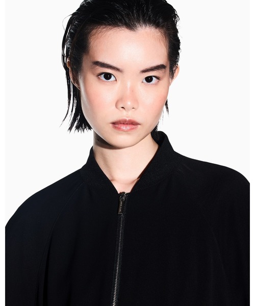 ARMANI EXCHANGE（アルマーニエクスチェンジ）の「【A|X アルマーニ エクスチェンジ】axロゴテープ ボンバーブルゾンジャケット（ZOZO限定カラー含）（ブルゾン・レディース・ブラック/ライトベージュ・X-SMALL/X-LARGE/SMALL/MEDIUM/LARGE）」の10枚目の写真