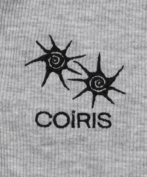 COIRIS(コイリス)の「アリナボタン クロップグルーミングスリーブレス (4カラー)(Tシャツ/カットソー・レディース・ベージュ/ホワイト/ブラック/ライトグレー・FREE)」の6枚目の写真
