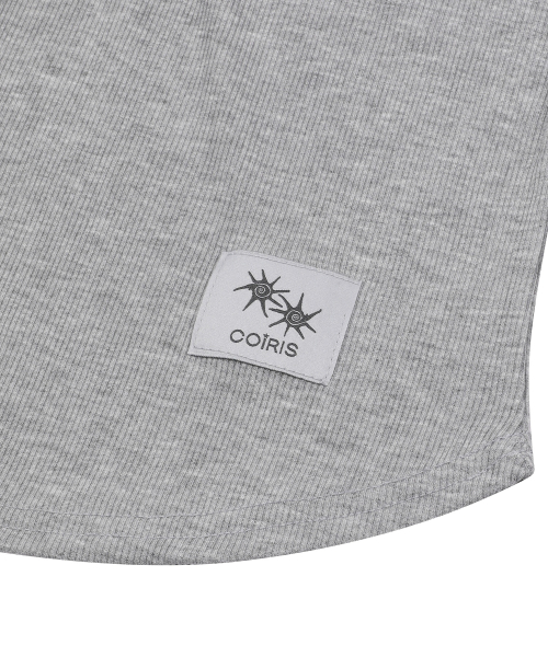 COIRIS(コイリス)の「アリナボタン クロップグルーミングスリーブレス (4カラー)(Tシャツ/カットソー・レディース・ベージュ/ホワイト/ブラック/ライトグレー・FREE)」の8枚目の写真